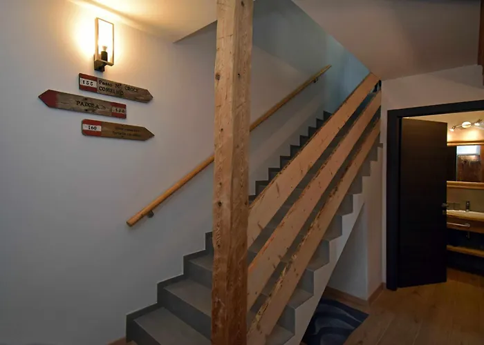 Legno Vecchiopadoladolomitirustic & Modern
