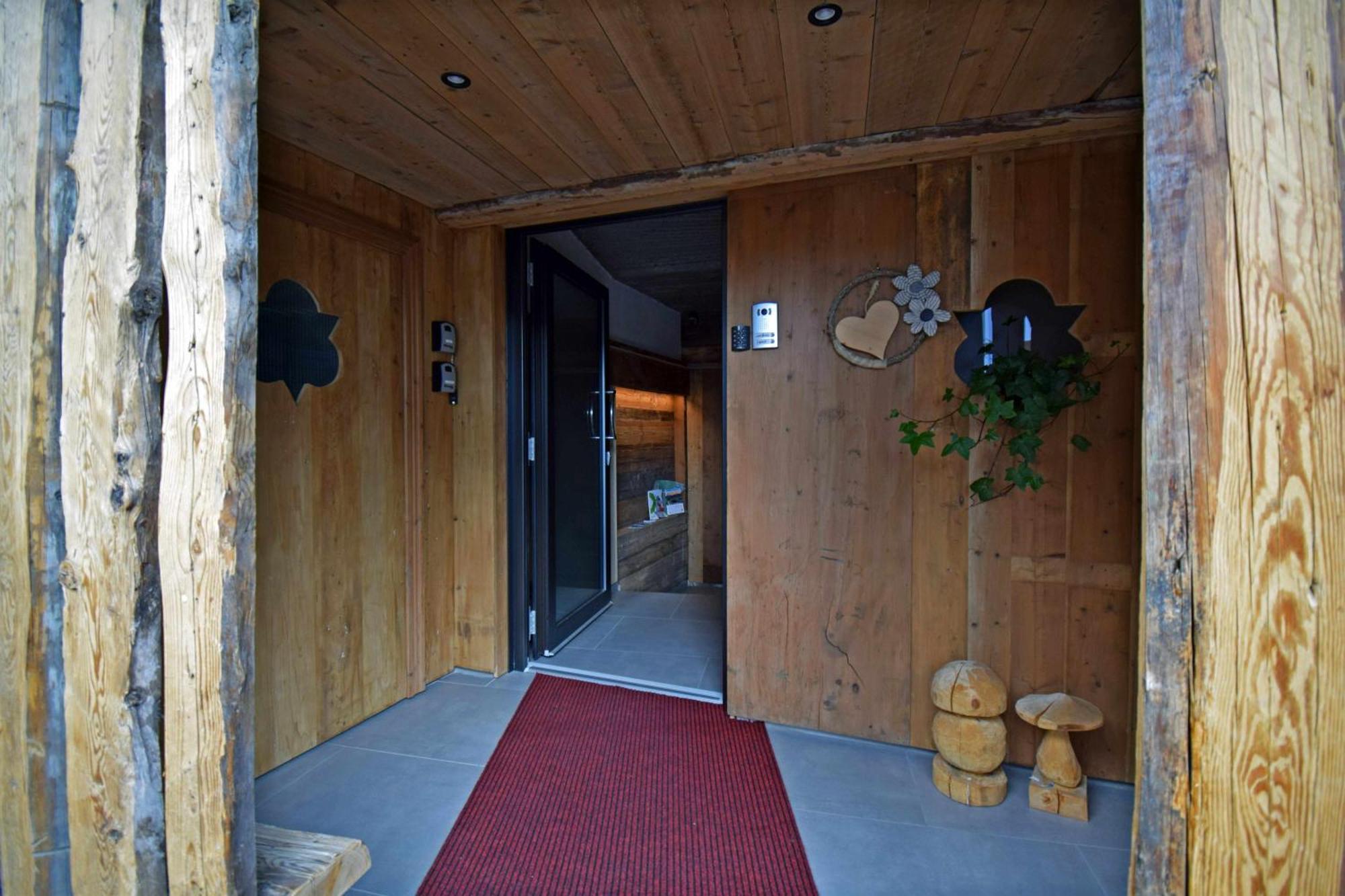 Apartment Legno Vecchiopadoladolomitirustic & Modern Padola